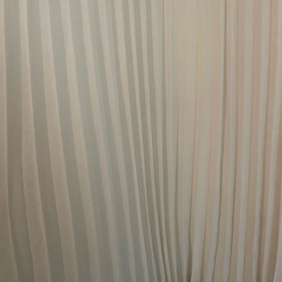 Lauren Conrad Pleated Chiffon Maxi Skirt - Picture 4 of 7